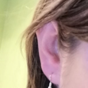 Boucles D'oreilles Clip Chandelier - Émail Bleu, Goutte En Verre Vert, Doré, Fait Main