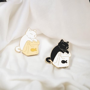 Cute Cat Enamel Pin Set - Black and White Cats with Fish Bag | Adorable Kitty Pin Collection | Perfect Gift for Cat Lovers | Secure Pinback