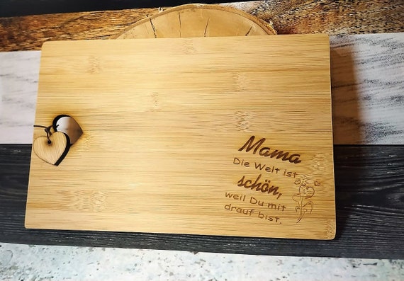 Schneiderbrettchen Herz mit Gravur / Geschenk Muttertag / Stullenbrett