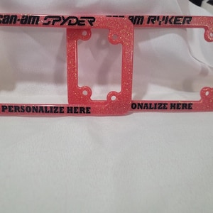 Personalisierter Glitter Motorradrahmen für Ihr Nummernschild Personalisiert mit dem Namen Ihres Motorrads Spyder, Ryker, Harley, Indian, irgendein Moto