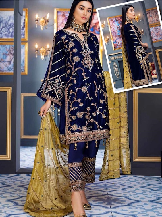 Embroidered Velvet Salwar Kameez: Pakistani Wedding Party Dress