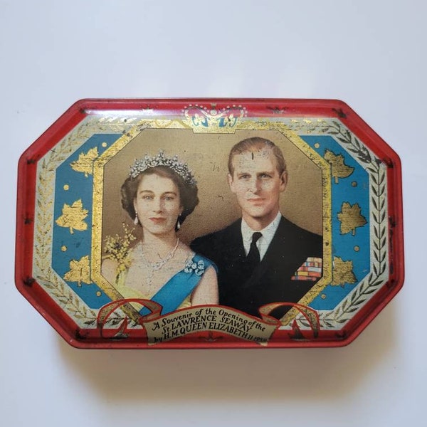 1959~QUEEN ELIZABETH II & Prince Phillip~Tin For Opening Of St. Lawrence Seaway In Canada w/Map On Bottom~Souvenir Candy Tin~Vintage