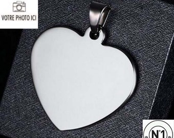 Customizable HEART MEDAL with bail: Heart engraved with photo or text / initials with a black gift box