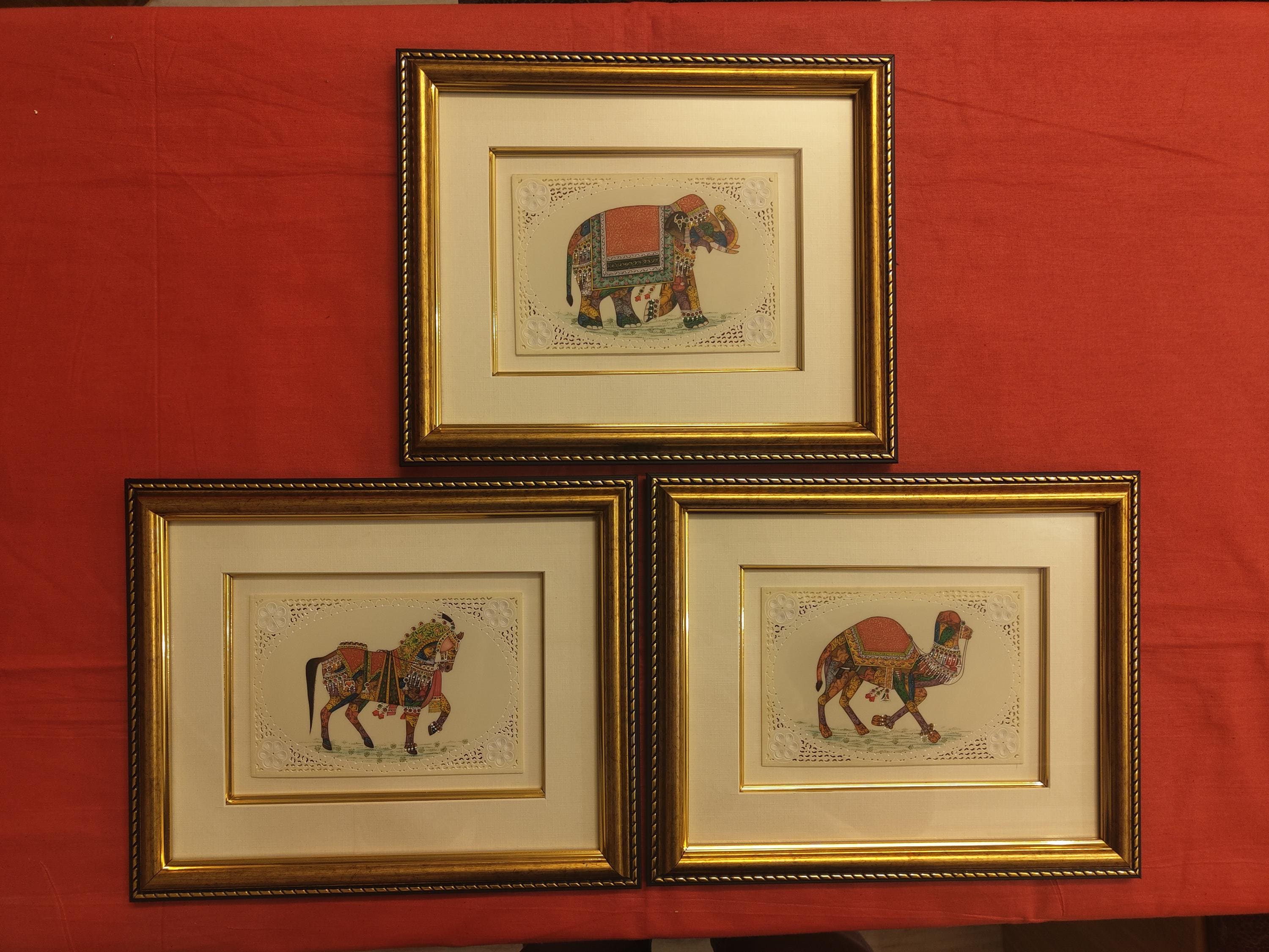 ●インド手描き 細密画 象と馬セット 額装／伝統ラージャスターン画 額入りインド細密画セット：象、馬、ラクダの絵画 - Etsy 日本