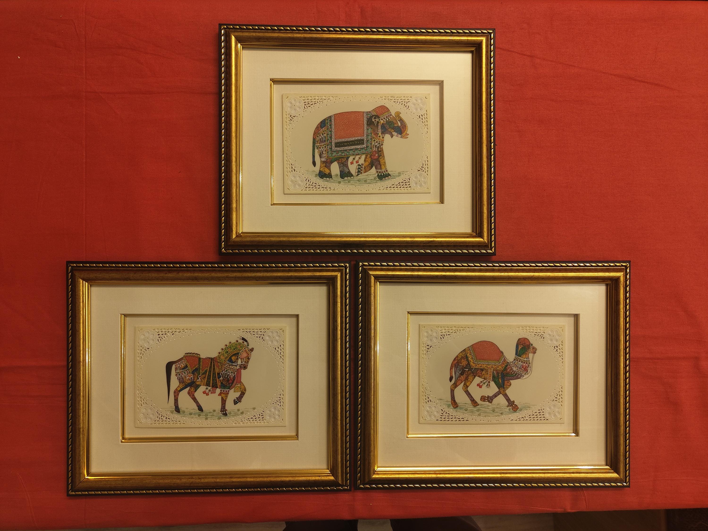 ○希少インド細密画 手描き 絵画 象と王族 （マハラジャ） 額入り
