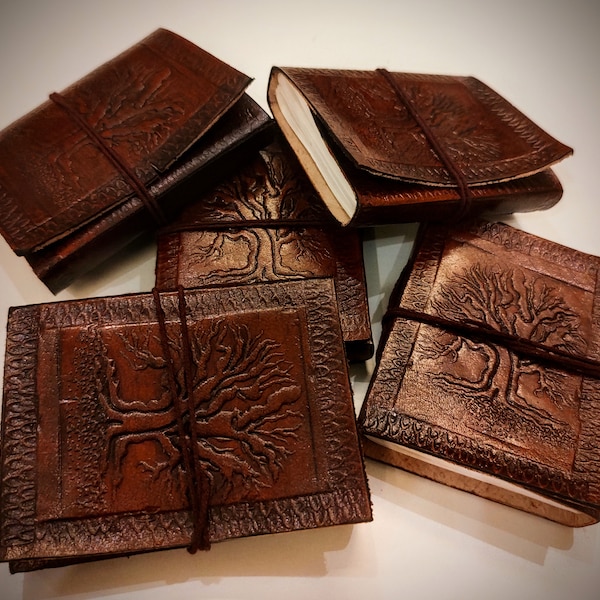 Diario de cuero artesanal: Minidiario con relieve del Árbol de la Vida (paquete de 5)