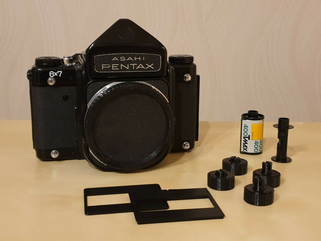 PENTAX 67 ポラロイド用　改造ボディ PENTAX67 ポラロイド改造 Bodyを見せてあげる（こんなんでよけれ