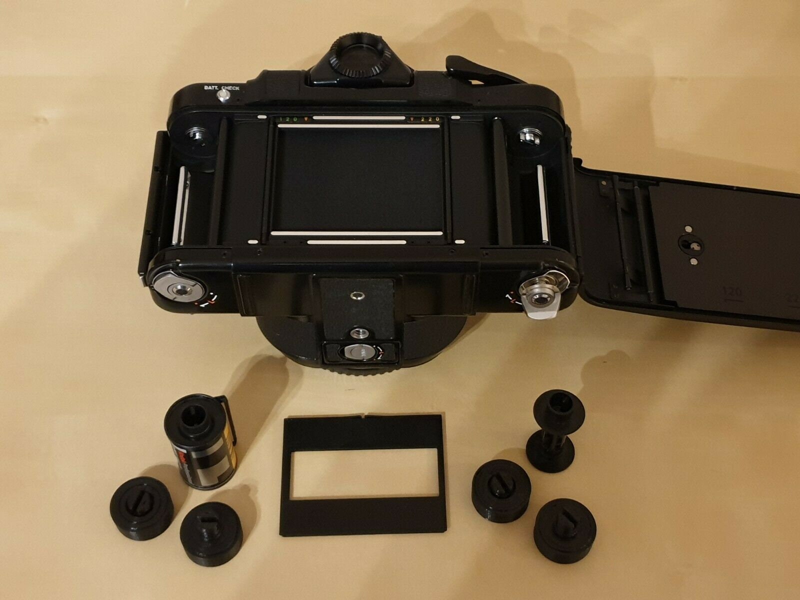 Pentax 67 ポラロイド改造 PENTAX67 ポラロイド改造 Bodyを見せてあげる（こんなんでよけれ