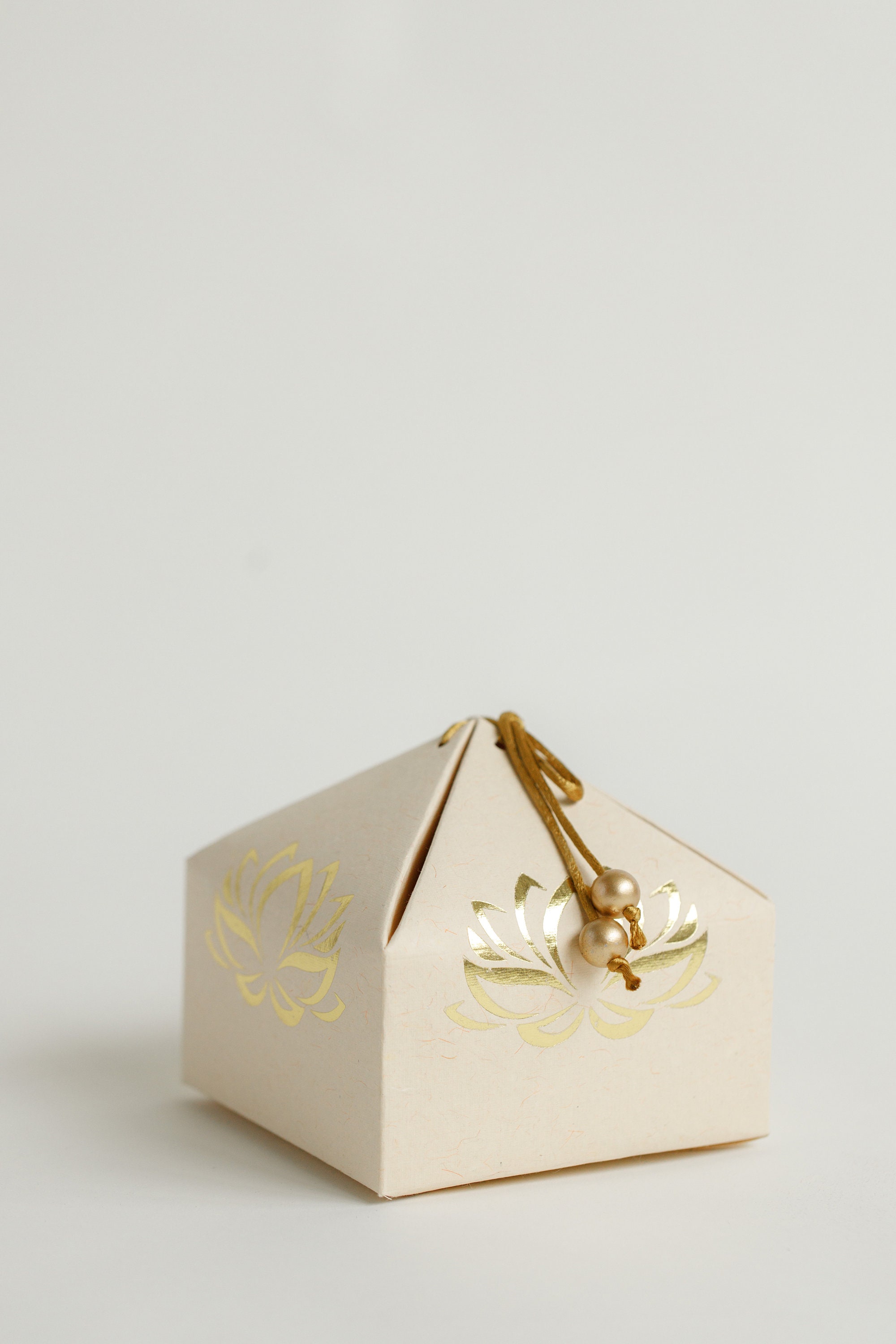 GIFT BOXES, Hamper Trays, Empty Box to Add Your Gifts In, SIZE 13cm X