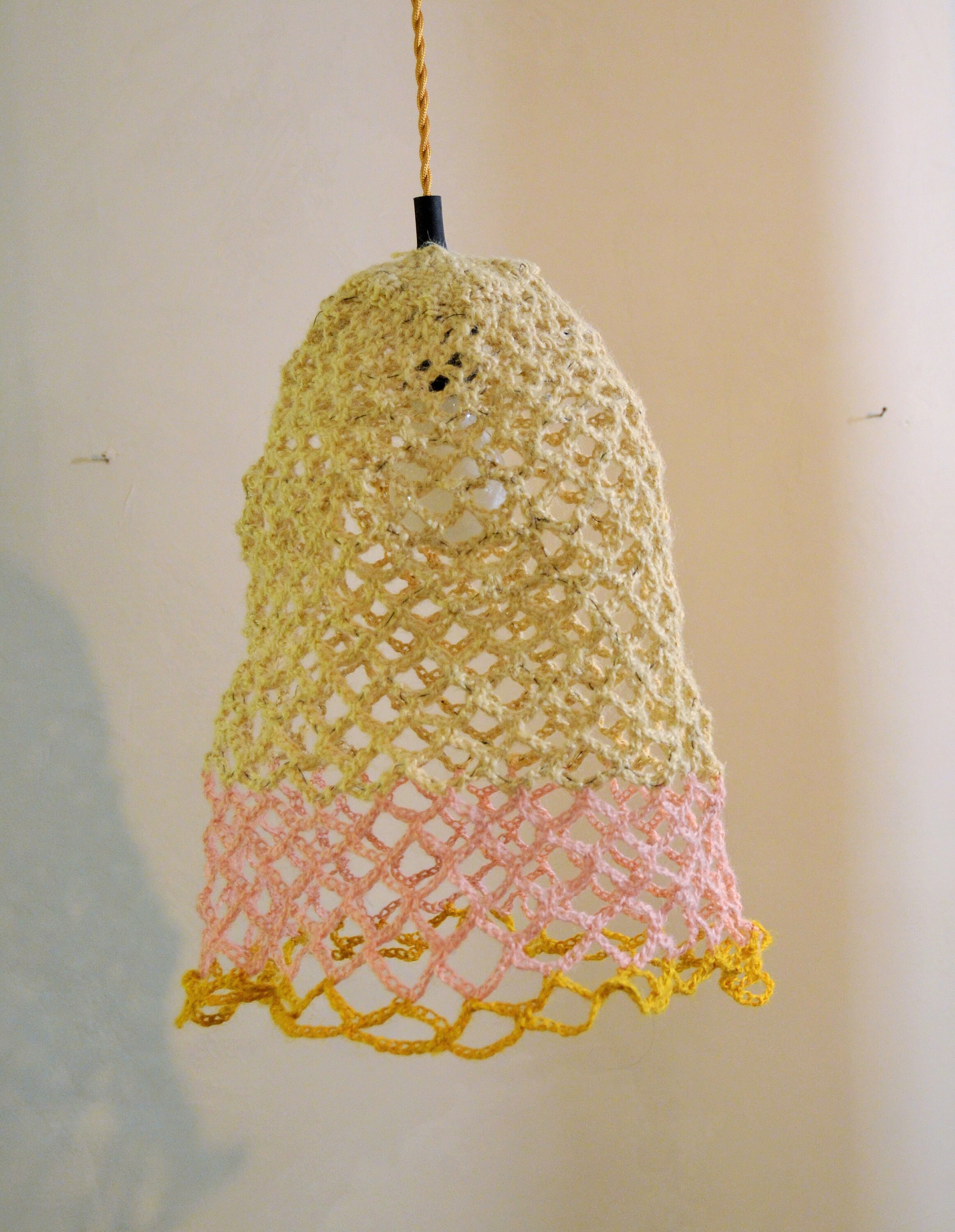 Suspension Crochetée Modulable - Modèle Unique en Lin et Chanvre