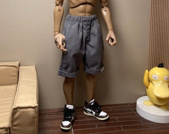 Pantalones cortos grises hechos a mano: ropa para muñecas a escala 1/6, pantalones de moda para muñecas