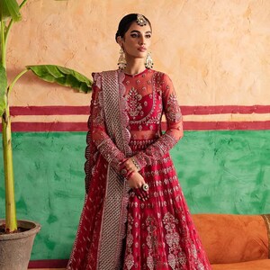 Perfect dulhan gown online shopping deals