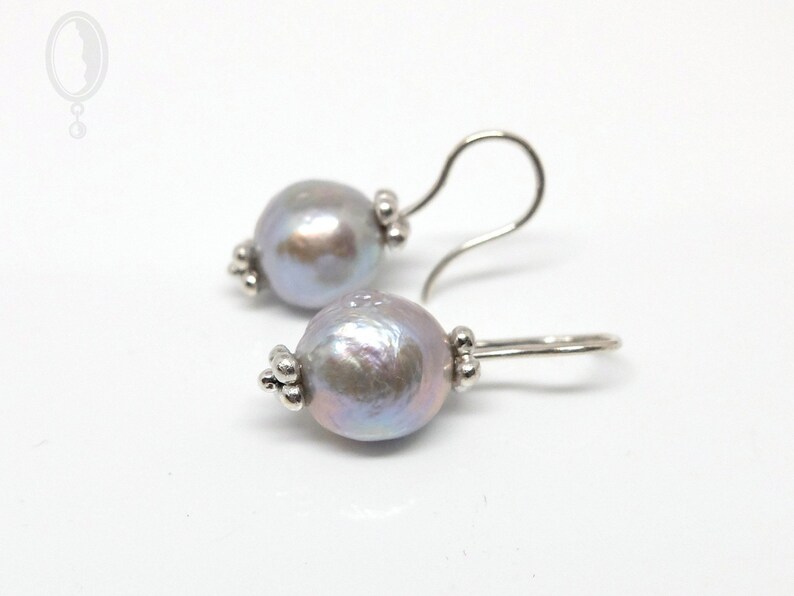 Earrings with large baroque South Sea pearls, unique earrings made of silver with grey baroque pearls by Bernd-Ove Hansen from Berlin image 1