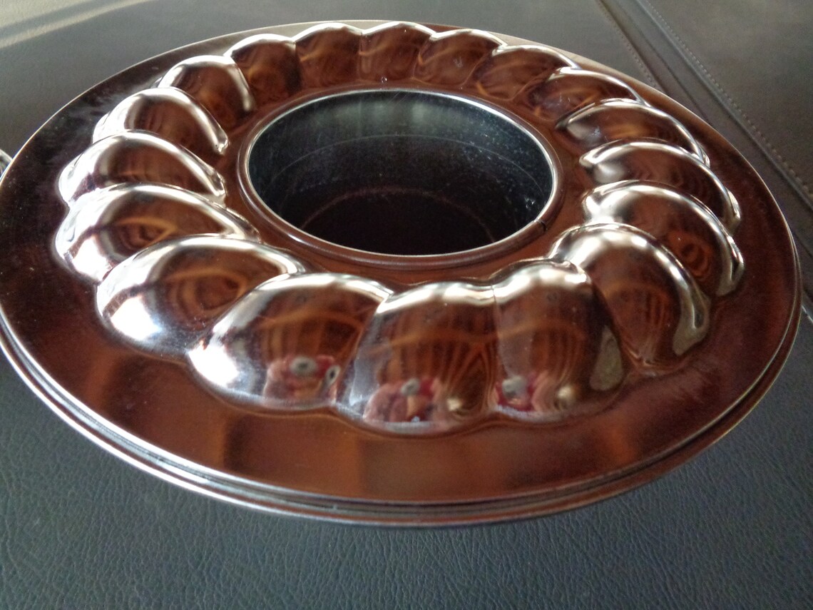 Pampered Chef 3 Piece Bundt Cake With Removable Bottom Etsy