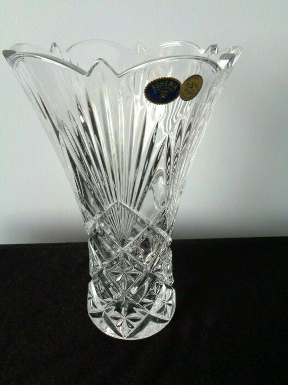 Vase Vintage En Verre Taillé - 20cm De Hauteur - Style Classique Et Élégant