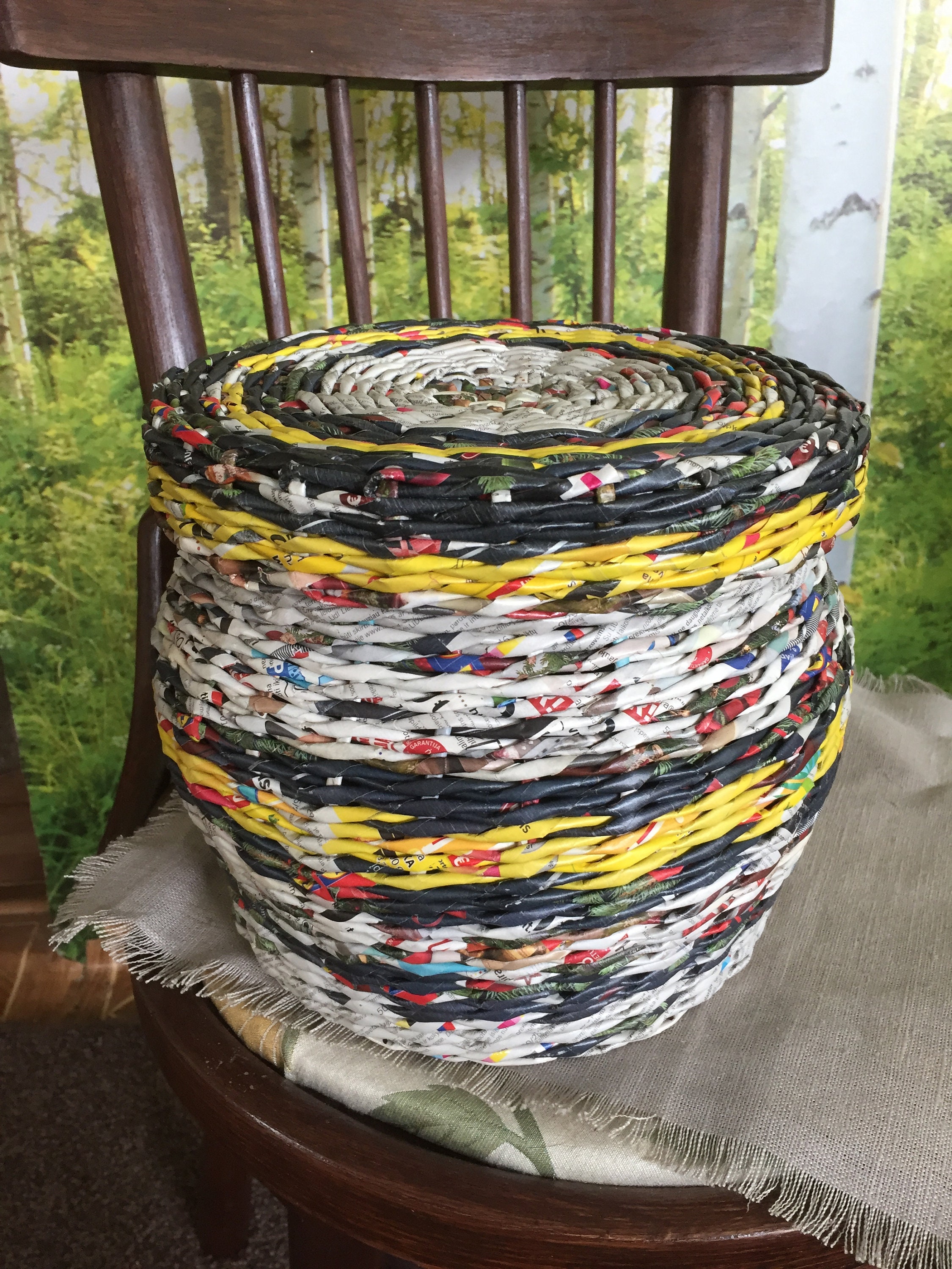 Colored wicker basket 5 l. with cover from waste paper Etsy