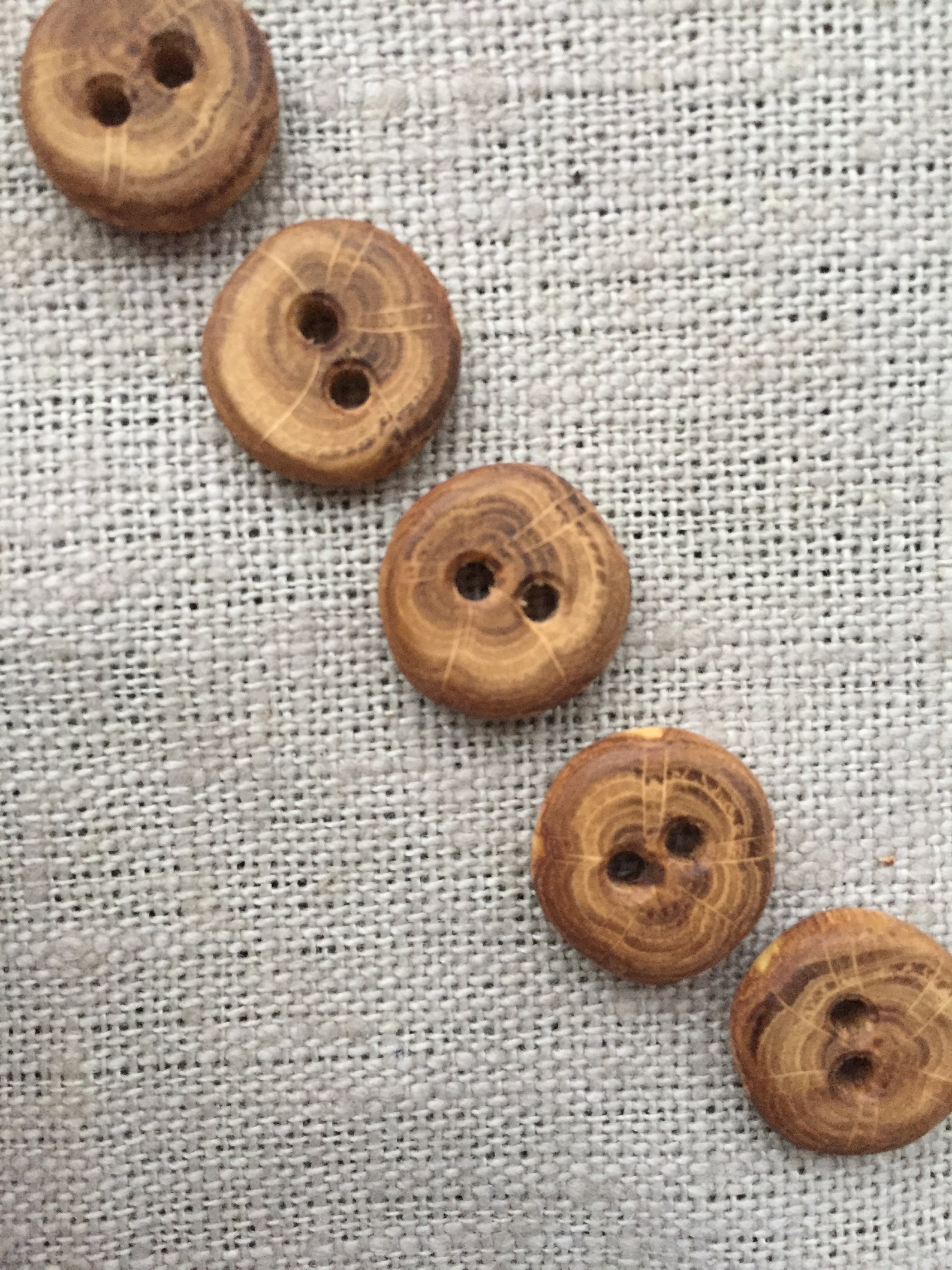 7 pcs. Small oak button 1.5 cm. unique pattern handmade Etsy