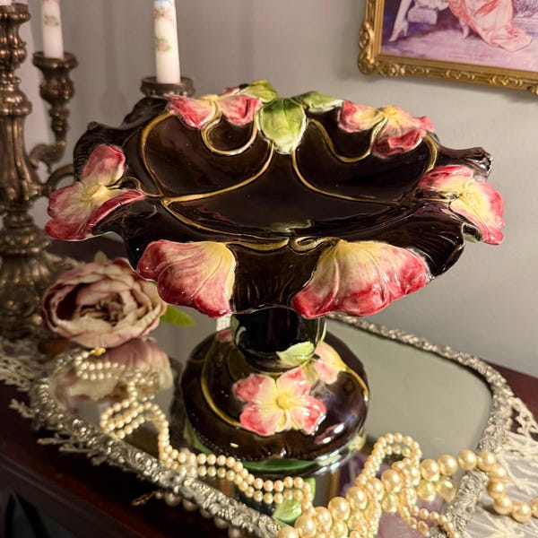 Art Nouveau Majolica Poppy Centerpiece Compote