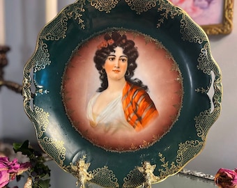 Royal Rudolstadt Beyer & Brock Portrait Plate
