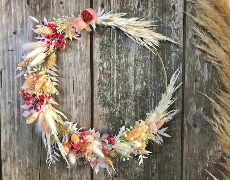 Couronne en fleurs séchées pêche/framboise