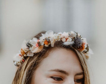 Crown of dried and preserved flowers for the bride boho style wedding hair accessory witnesses and bridesmaids