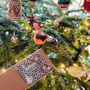 Bougies BOUGIES PARFUMÉES LOT DE 3 Bougie naturelle Végétalien Fait main dans une boîte décorative en métal , cadeau de Noël Cadeau de pendaison de crémaillère image 10