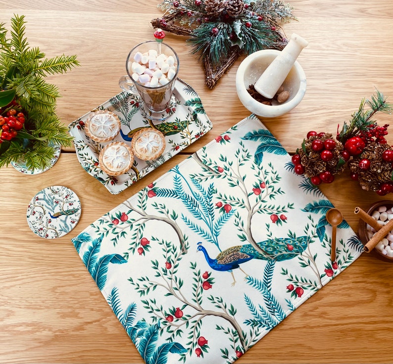 Napperons à motif méditerranéen Sets de table Ensemble de 2, 4, 6 Tapis de table Sets de table et ensemble de plateaux Cadeau de pendaison de crémaillère Tapis de salle à manger / Décoration intérieure Christmas Edition