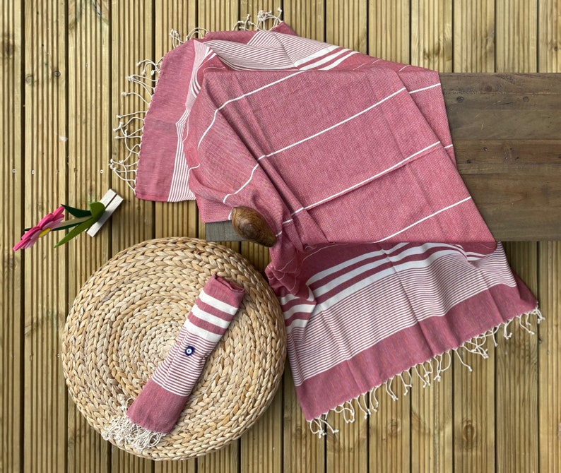 TURKISH TOWEL 100% COTTON Hammam Towel Bridesmaid Gifts Peshtemal Towel Beach , Pool Towel Scarf Throw Shawl Gifts for Her Magenta