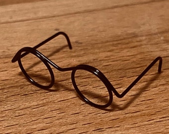 Miniatur Brille für Wichtel - aus Draht - nur 3cm groß - Freude für Wichtel, Feen, Elfen , Zwerglein  - DIY zum Basteln - Puppenbrille