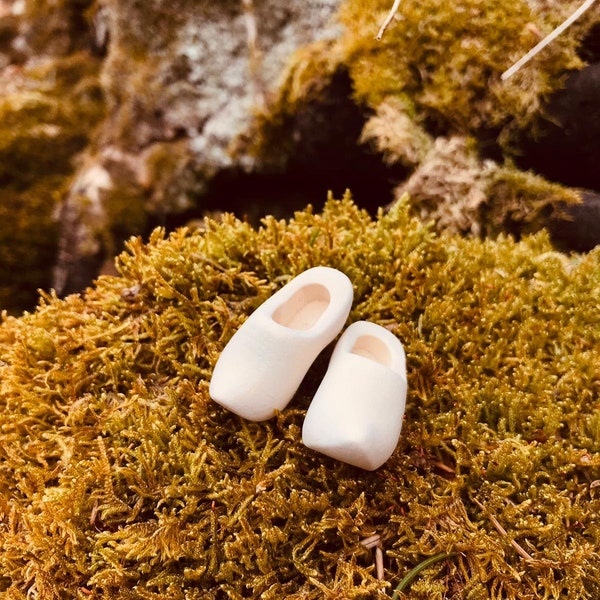 Miniatur Holz Clogs für Wichtel in Natur - nur  3-4 cm groß - Freude für Wichtel, Feen, Elfen , Zwerglein  - DIY zum Basteln - Weihnachten