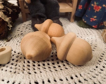 5 wooden acorns, each 2 cm long / 1.5 wide, turned solid wood for autumn decorations and the dwarf Christmas - dollhouse - children's kitchen