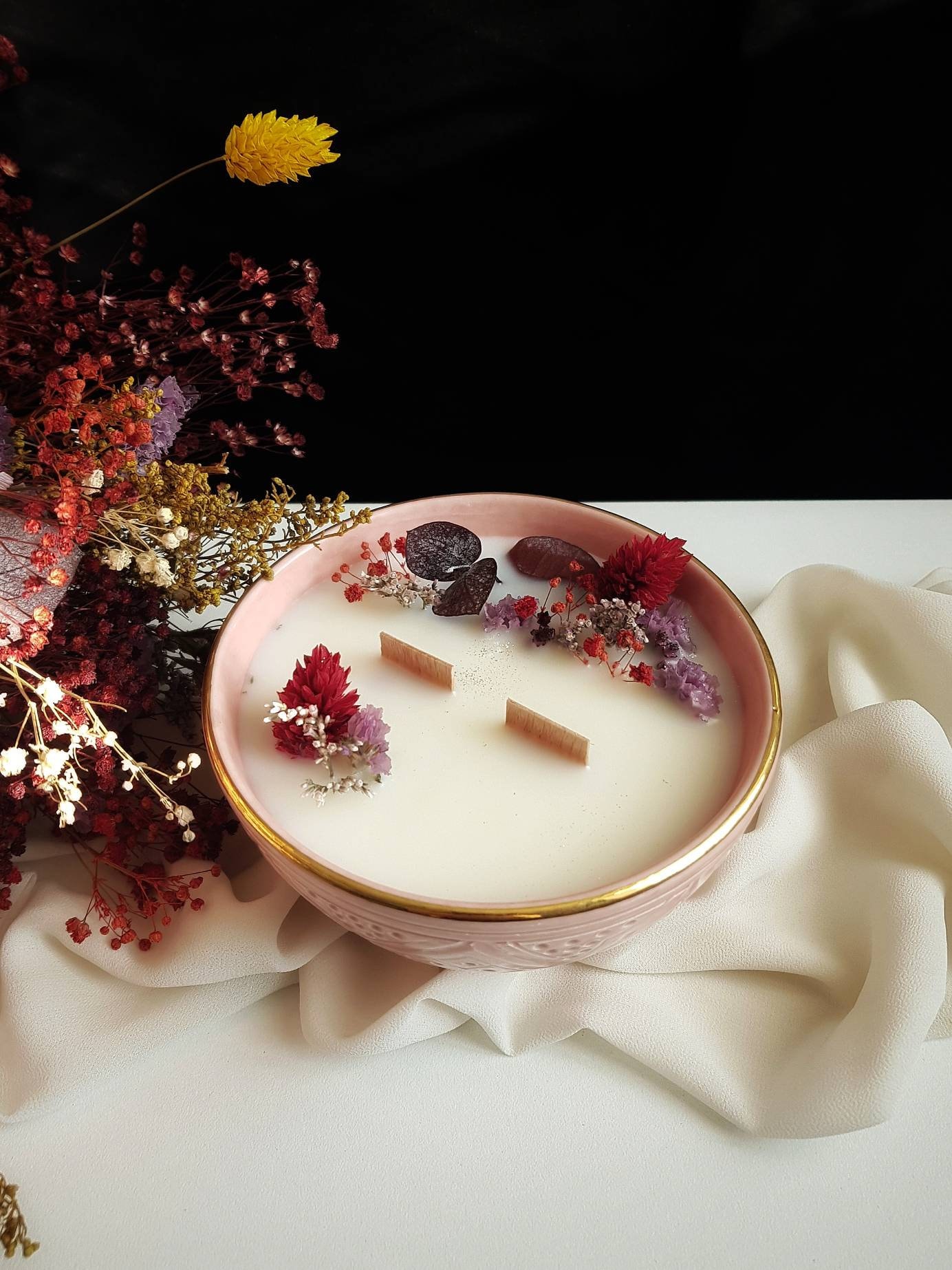 Bougie Fleurie. Bougie Parfumée Naturelle.