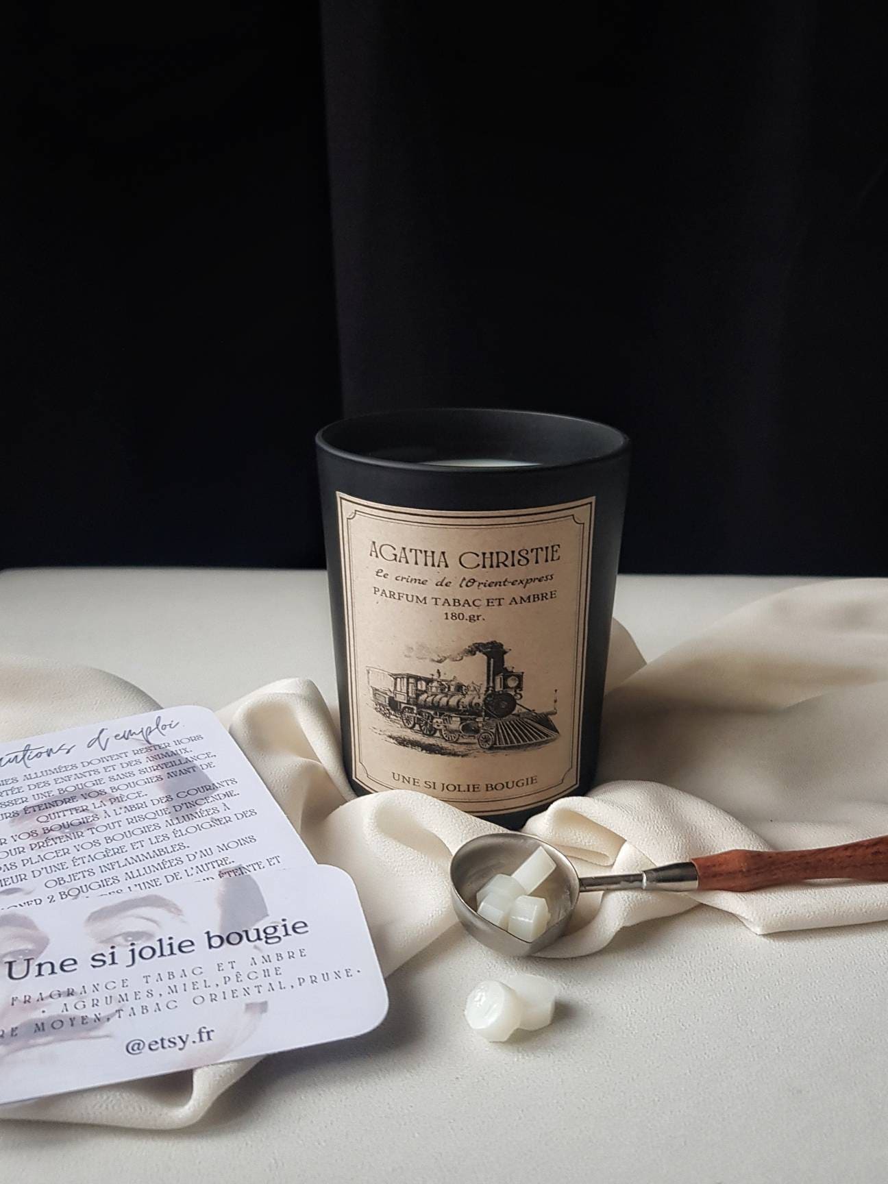 Le Crime de L'orient - Express. Collection Agatha Christie. Bougie Parfumée Naturelle.