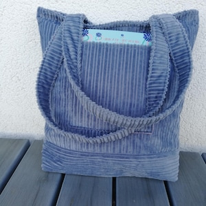 Cordtasche, Shopper aus Breitcord, Umhängetasche, Innentasche, Außentasche, Magnetverschluß