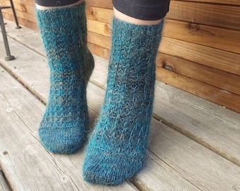 Sunday Morning Socks, Cuff Down Construction, Sock Knitting Pattern