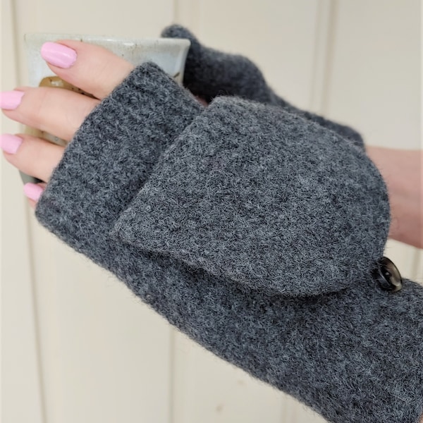 Felted Convertible Mitts Knitting Pattern