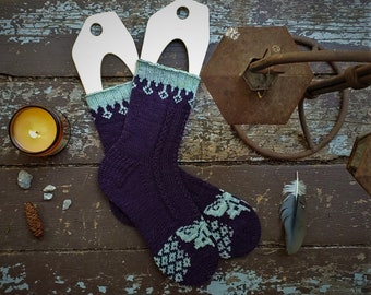 Luna Moth Socks Pattern, toe-up sock knitting pattern
