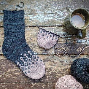 Stardust Socken, Toe Up Konstruktion, Sockenstrickmuster