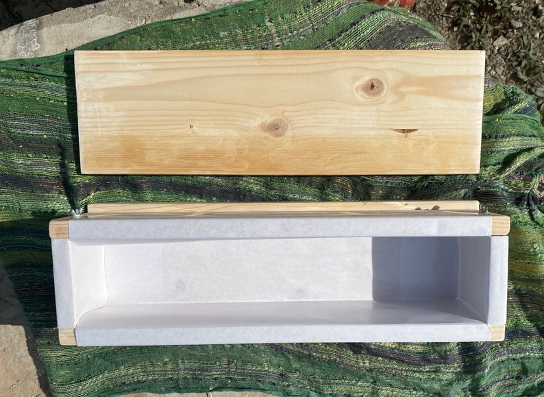 5 lb traditional wooden soap mold WITH LID Etsy
