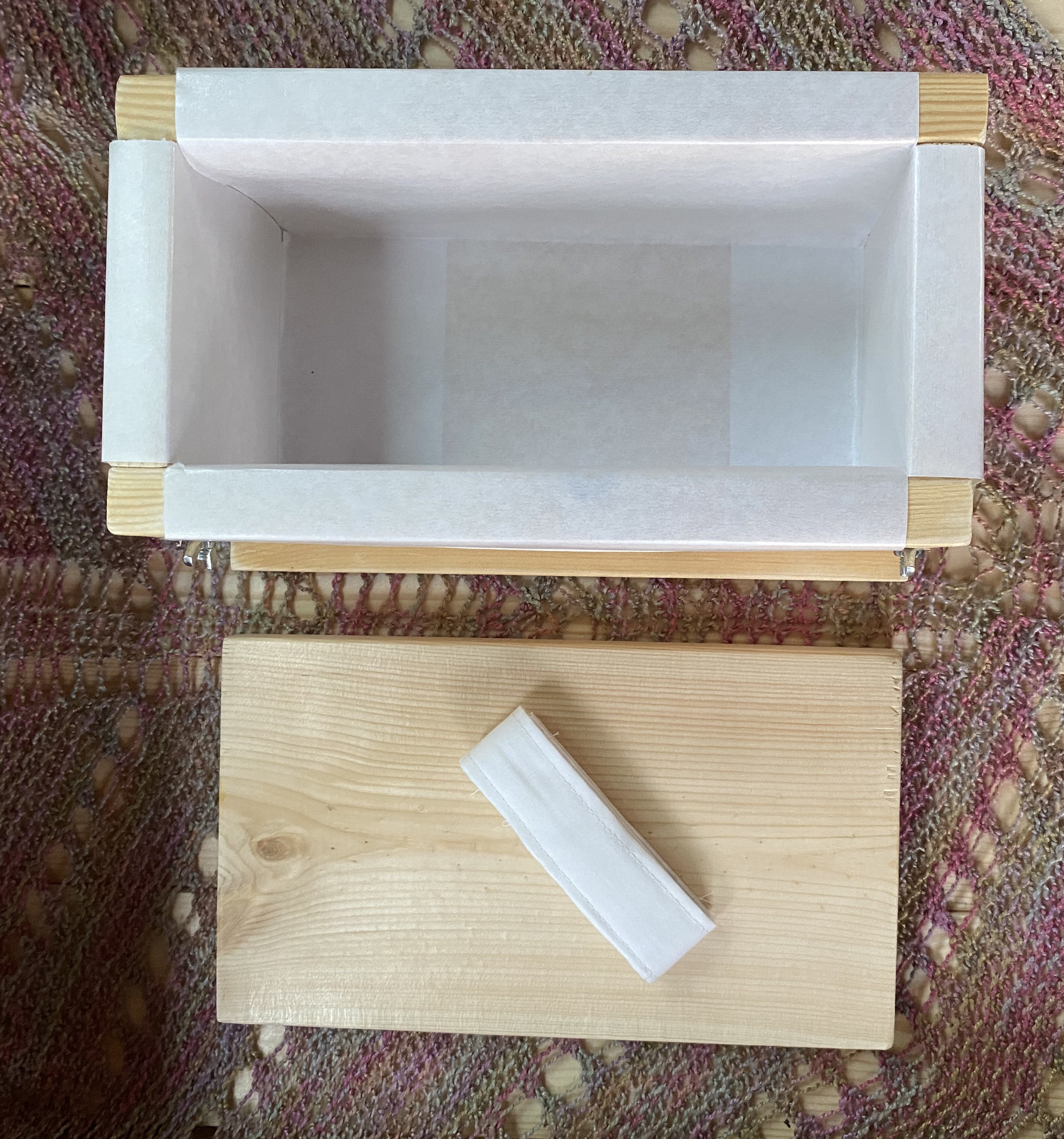 2 lb Wooden soap mold WITH LID Etsy