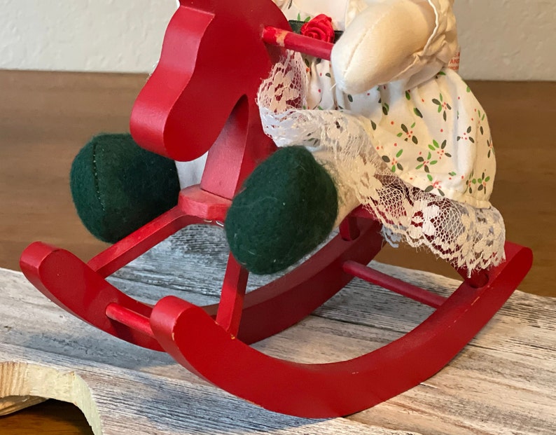 Berkeley Design Made in Taiwan Christmas Cuddle Kidztm Musical Windup ...