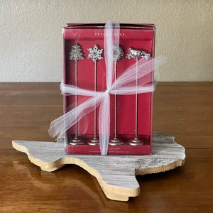 Set of 8 Pottery Barn Jeweled Silver Tone Christmas Place Card Holders Tree Wreath Star and Partridge