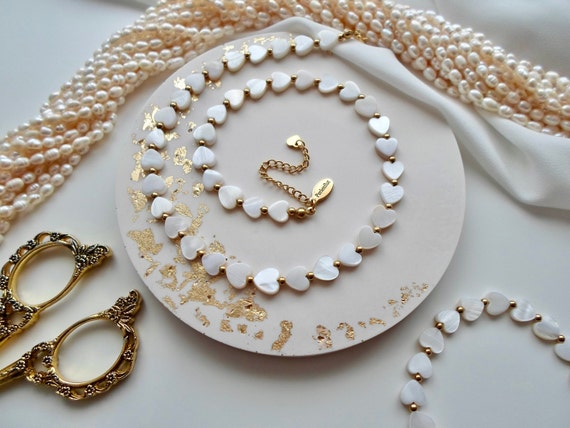 Mother of pearls necklace deals