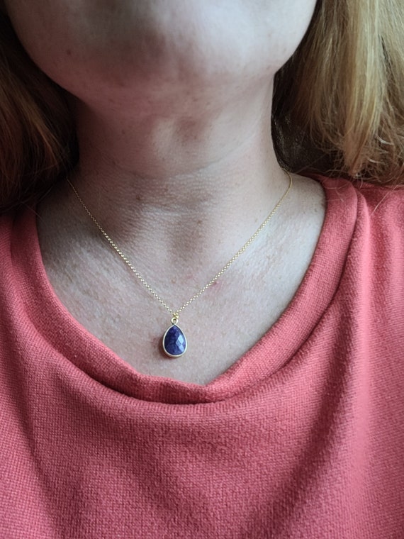 Blue sapphire necklace best sale canada