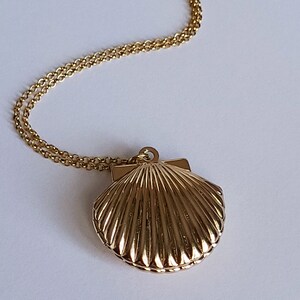 14K Gold Shell Locket With Loose Wish Pearl Locket Gift for Her ...