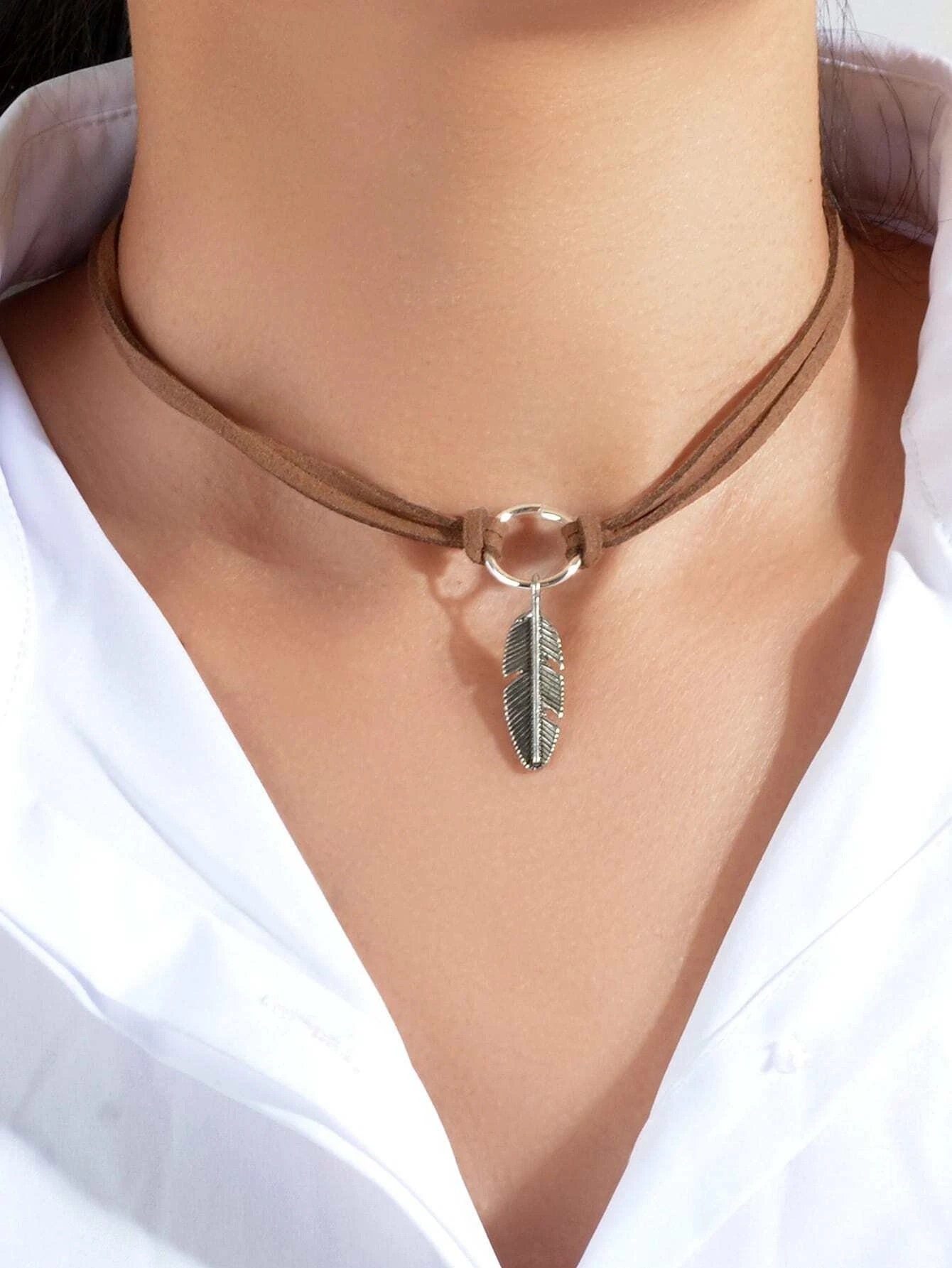 STRONG VOID LEATHER NECKLACE OUR's-