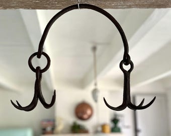 Separador De Tres Paneles De Hierro Forjado, Bergere Y Madera Dura
