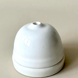 Glazed Domed Ceramic Ceiling Rose in White