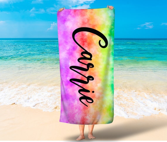 Toalla de playa personalizada Tye dye / Toalla para niñas preadolescentes /  Toalla de playa personalizada para niñas /