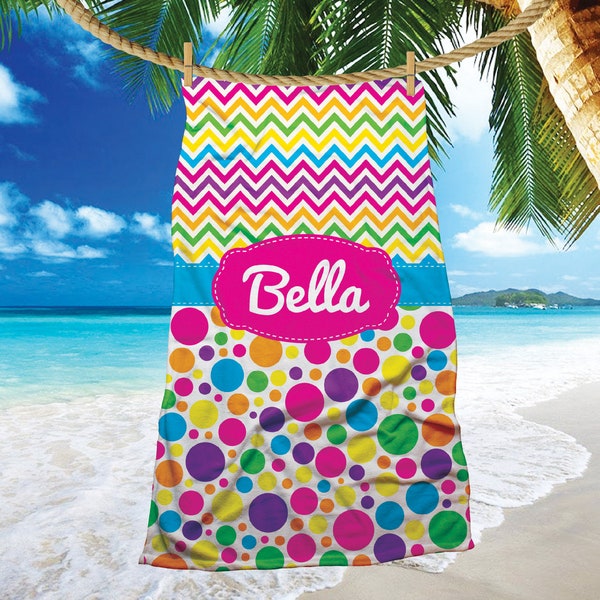 Girls Polka dot towel/Kids personalized beach towel/Kids beach towels/Girls bath towels/Fun girls towels/Free Shipping